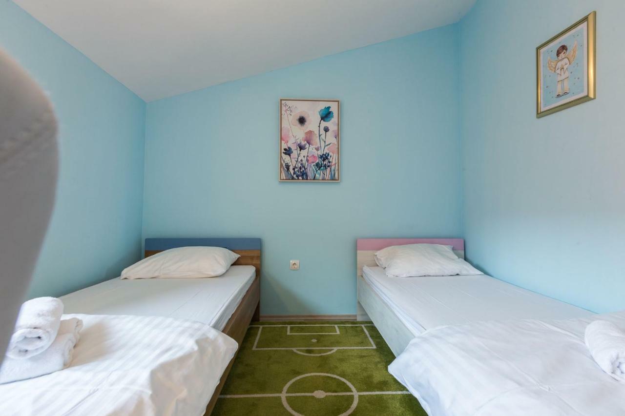 Ivan07 Spacious 3br With Terrace Апартаменты
